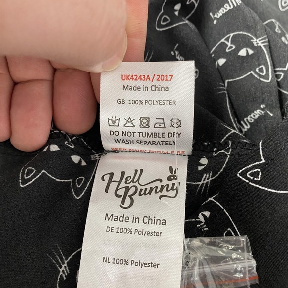 Hell Bunny Shirt Womens Medium Black Cat Print Short Sleeve Button Top Novelty - Picture 9 of 13